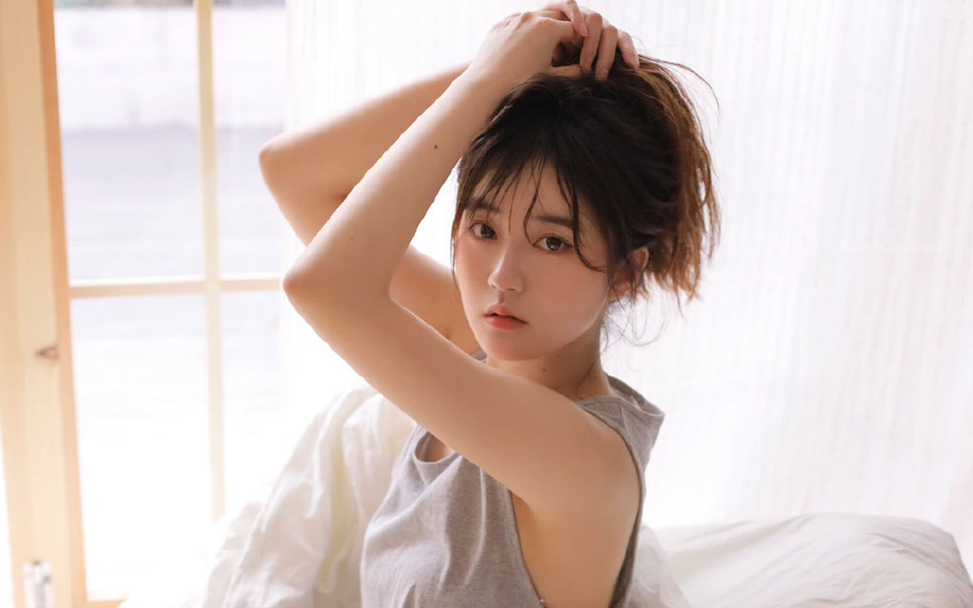 乐鱼体育app官网-西奥正式加盟新月，转会费2500万欧，西奥经历